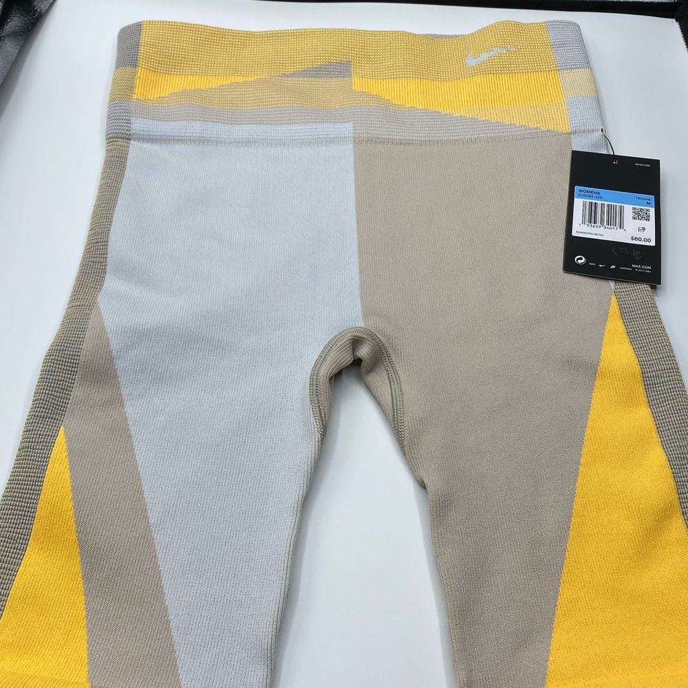 Nike sculpt tight fit biker shorts 🔥🔥